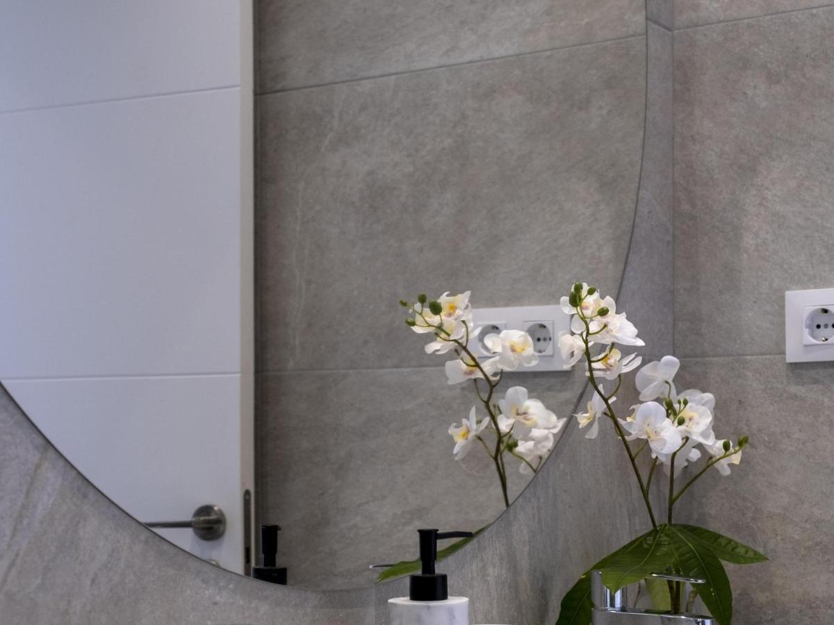 Inmalaga Penthouse Atarazanas Apartment Ngoại thất bức ảnh