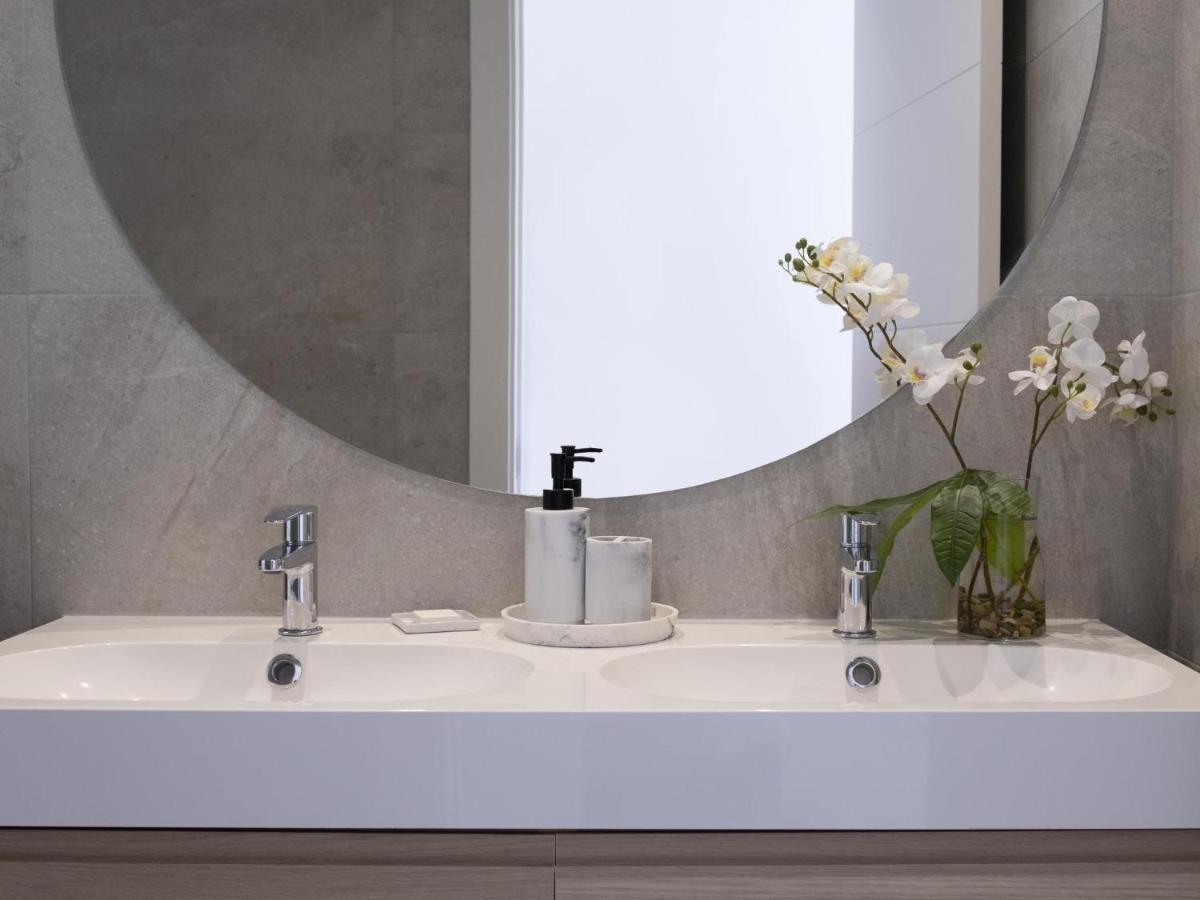 Inmalaga Penthouse Atarazanas Apartment Ngoại thất bức ảnh
